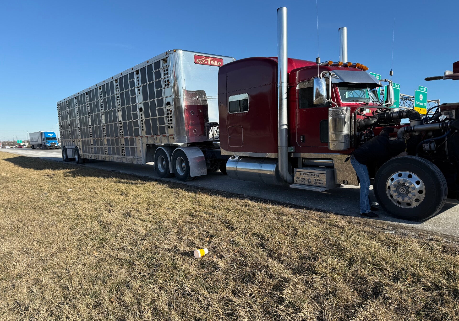 Kentucky Diesel Repair mobile mechanic servicing semi-truck engine and aftertreatment on-site